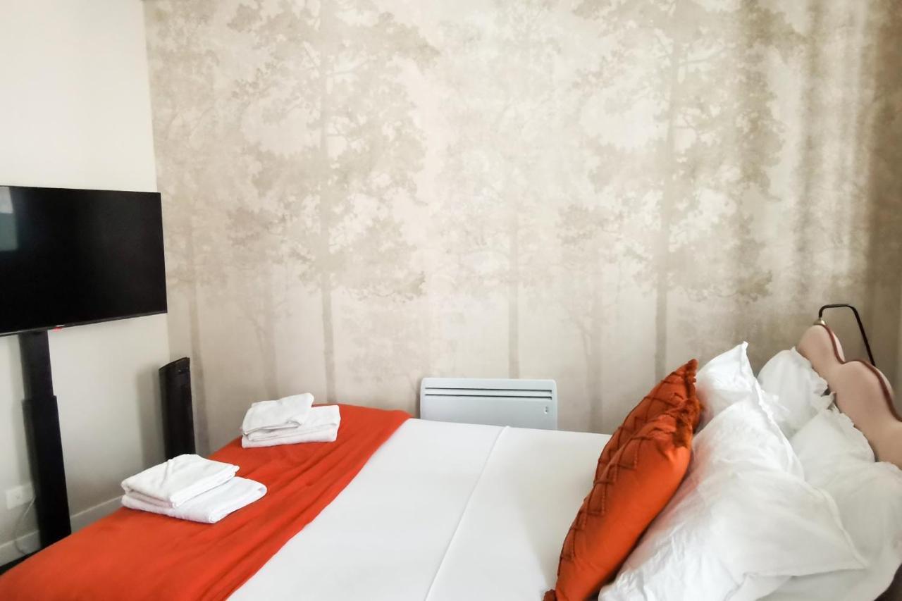 Les Appartements De La Nef D'Or Saint-Quentin  Exterior foto